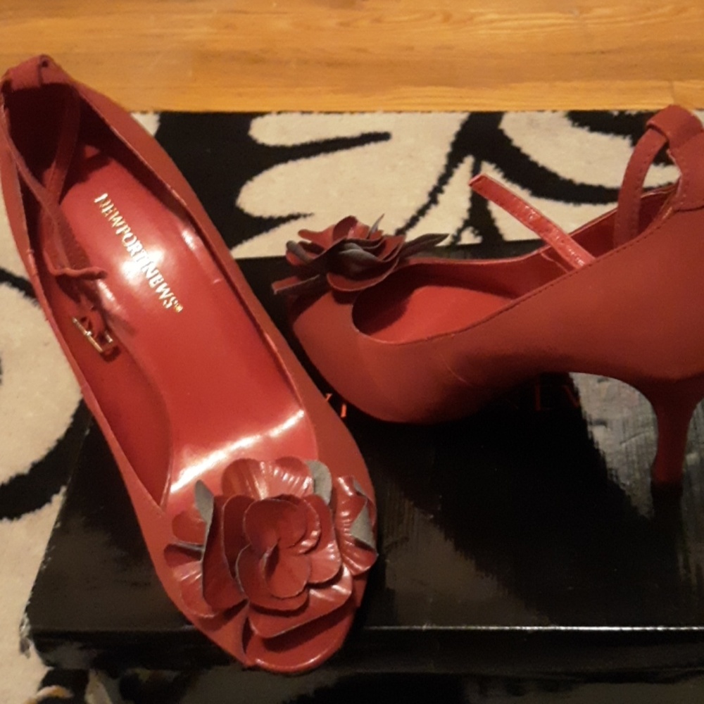 Shoe